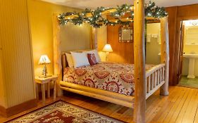 The Woods Inn